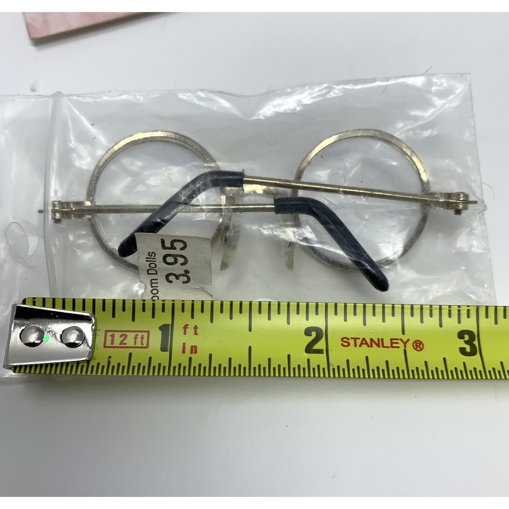 Lot of Collectible/Baby Doll Accessories: Hangers Glasses Comb Pins Kitchen Mini - Picture 6 of 7